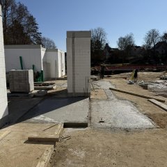 Bodenplattenergänzungen
