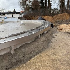 Rohbauarbeiten am Kinderplanschbecken Rohbauarbeiten am Kinderplanschbecken