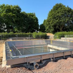 Springerbecken mit Innengerüst