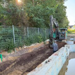 Rohrgraben für Beckenverrohrung