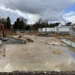 Vorbereitungen für Bodenplatte am Nichtschwimmerbecken