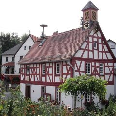 das alte Rathaus von Dombach